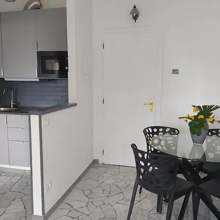 Bonga 28 Apartman Luino